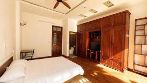 4-Bedroom House near My Khe Beach and Local Market