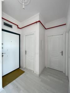 Levent Central Metro & Mall Access