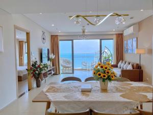 Harrys Apartment at The Sóng Vũng Tàu - Chill Stay with Free Infinity Pool