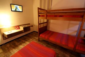 Hotels Accendi Pipa : Chambre Quadruple avec Balcon 