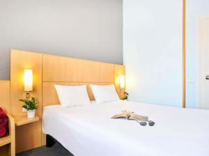 Ibis Como