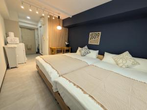 White court Shinjuku203