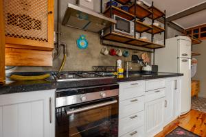 Premium Sea View 2-Bedroom Suite in a New Managed Aparthotel