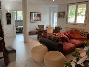 Apartment with lake view and garden
