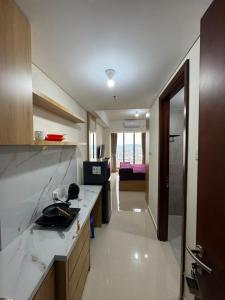33rd Floor Luxury Studio Apartment Pollux Habibie