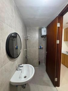 33rd Floor Luxury Studio Apartment Pollux Habibie
