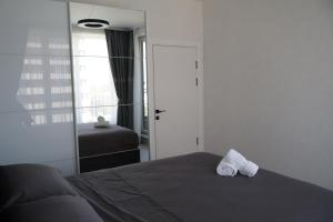 Lyusi South Plus Apartment Heated Pool & Parking