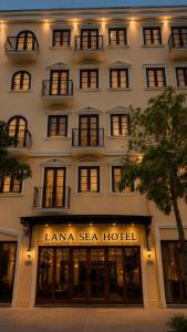 Lana Sea Hotel & Apartment, Rooftop Fireworks View - Near Sunset Town, Phu Quoc