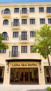 Lana Sea Hotel & Apartment, Rooftop Fireworks View - Near Sunset Town, Phu Quoc