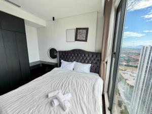 Hommit - Căn hộ 3 Phòng Ngủ View Hồ - Tòa Masteri D, Vinhomes Smart City