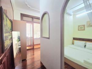 Big Sunny Balcony Private Kitchen 1BR Apart Near FnB Or Canal Area
