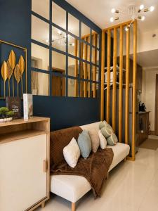 Villa Azora Staycation MOA