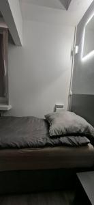 NINKA ROOMS - short stay Bielany