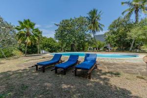 Auregi Diani Beachfront Villa