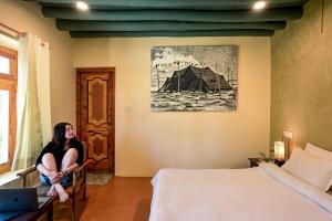 Raybo Hostel - Serene stay with 5 mins walk from the main market