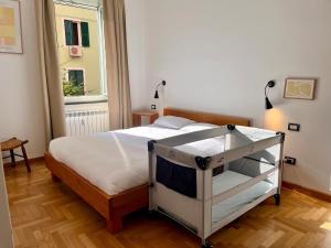 Stylish & Spacious Apartment near Brignole Station