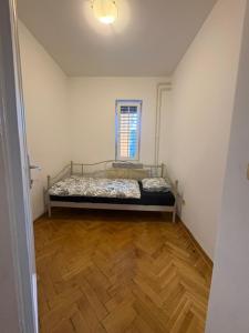 Bloom Apartment