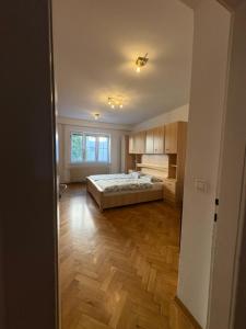 Bloom Apartment