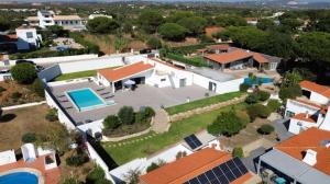 Luxury Villa with Heated Pool & Sea Views in Albufeira