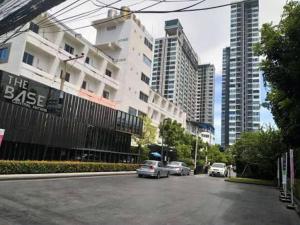 The base pattaya sea view 18
