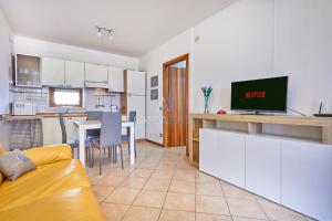 Green Apt - 3 piscine e terrazza privata