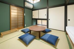 Shibuya,13min from Hatsudai or Hatagaya Sta, 2min to Shinjuku Sta, Switch, Wi-Fi, massage chair