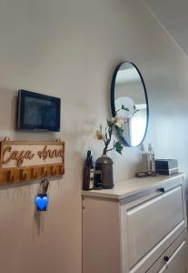 Stylish Makati Studio with Pool near Airport & BGC