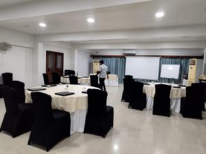 Symphony Oceanus Bay, Beach Resort and Spa