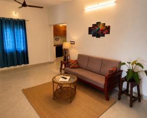 The Coastal Calm Sea-View apartment entire unit