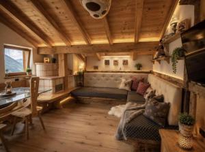 Newly renovated Chalet near ski lift