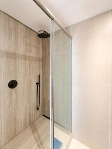 Modern Apartment with Tatras View by Mooi
