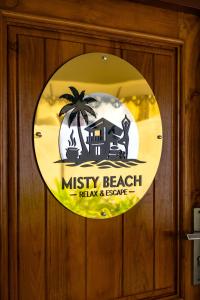 Misty Beach Relax & Escape