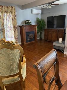 Friends and Family 3-Bedroom House