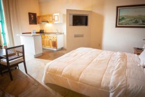 Suites Elvira by Posada la Ermita