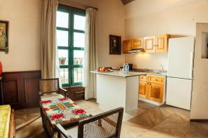 Suites Elvira by Posada la Ermita