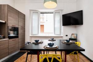Pop House - Spacious flat next to Cathedral & Lake