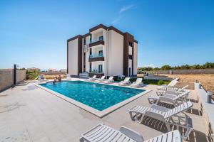 CC Deluxe Villa RyNoV with Sea View