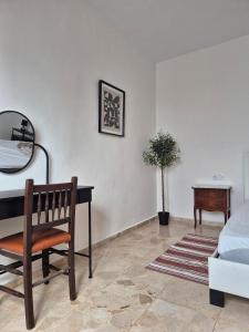 Spacious 4 bedroom townhouse with terraces and garage
