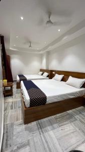 Universal Inn
