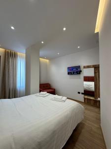 Enma Rooms
