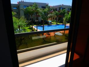 Ocean view and pool elegant cozy apartment