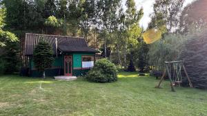 Drewniany domek całoroczny w kaszubskim raju