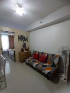 AJ Sea Residence Staycation Near SMX