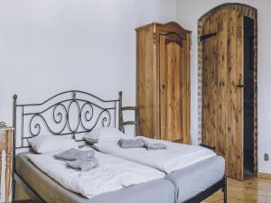 Country Stay for Two Guests