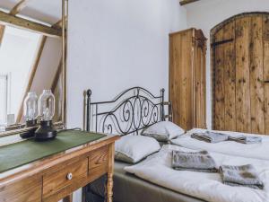 Country Stay for Two Guests