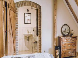 Country Stay for Two Guests