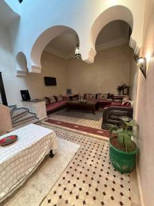 Riad provati