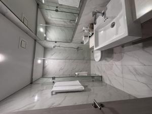 Hommit Masteri Tòa A - Studio view hồ