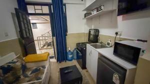 Roseville Budget Studio SQ - Rooftop Pool, Gym, Office Lounge