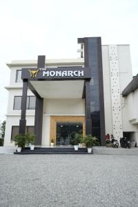 HoTEL MONARCH